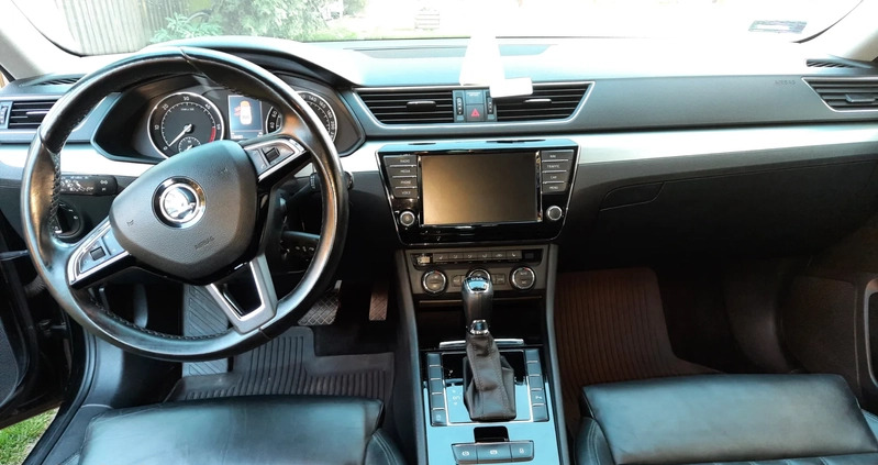 Skoda Superb cena 53000 przebieg: 134450, rok produkcji 2016 z Złocieniec małe 79